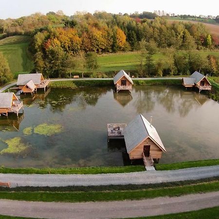 Aqualodge Hotel Insolite Ermeton-sur-Biert Exterior foto