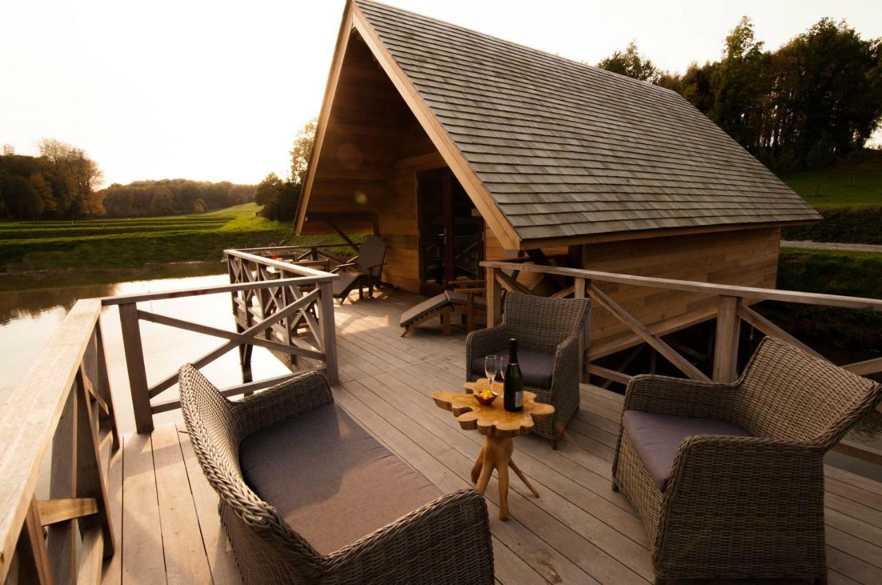 Aqualodge Hotel Insolite Ermeton-sur-Biert Exterior foto