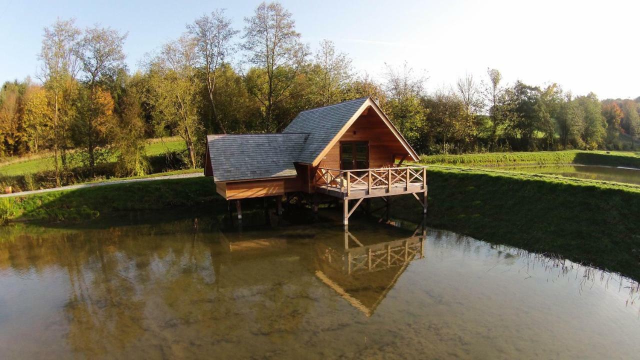 Aqualodge Hotel Insolite Ermeton-sur-Biert Exterior foto