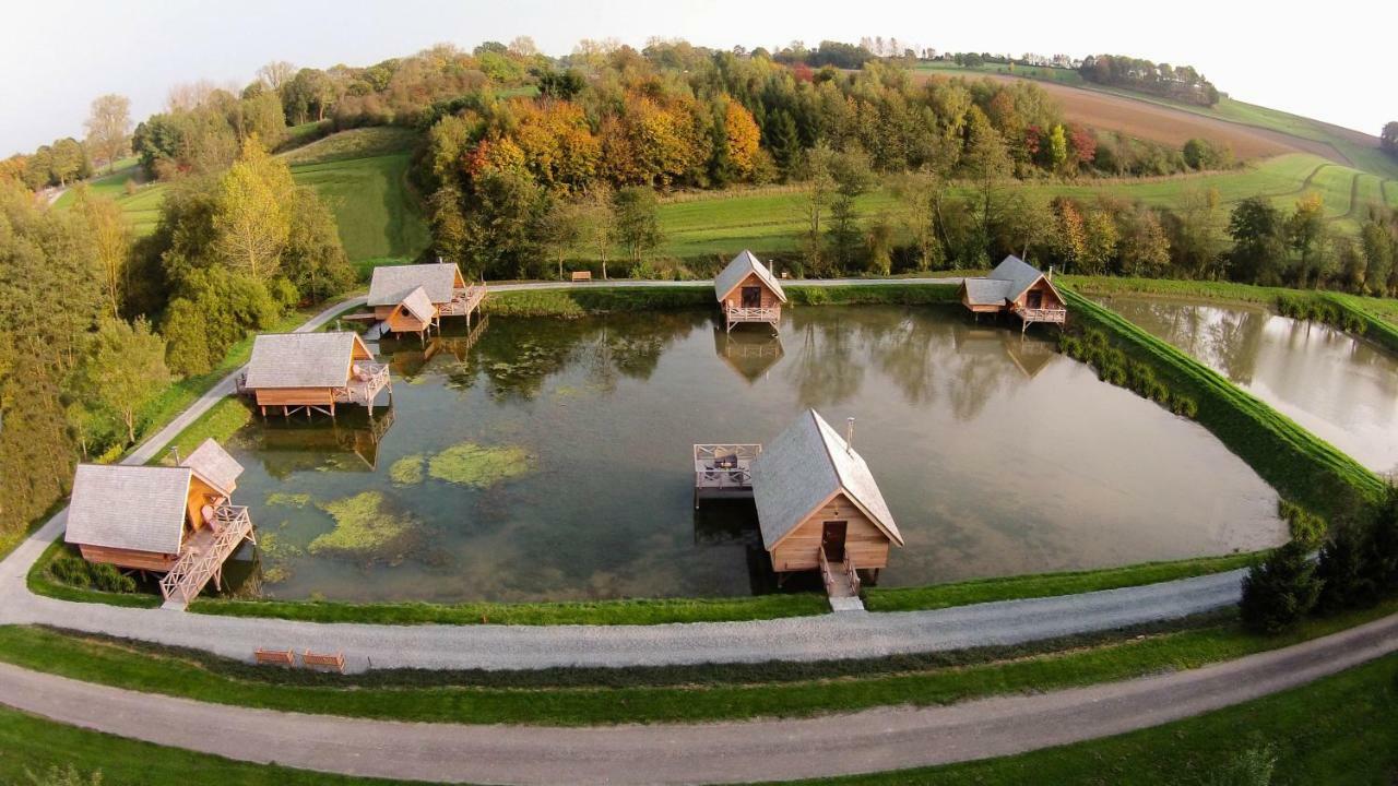 Aqualodge Hotel Insolite Ermeton-sur-Biert Exterior foto