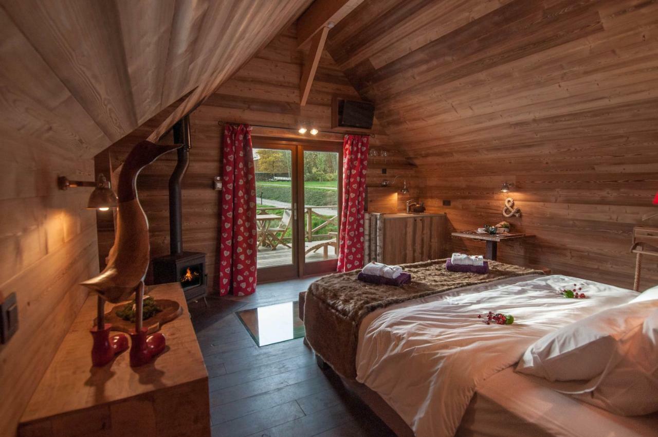 Aqualodge Hotel Insolite Ermeton-sur-Biert Exterior foto